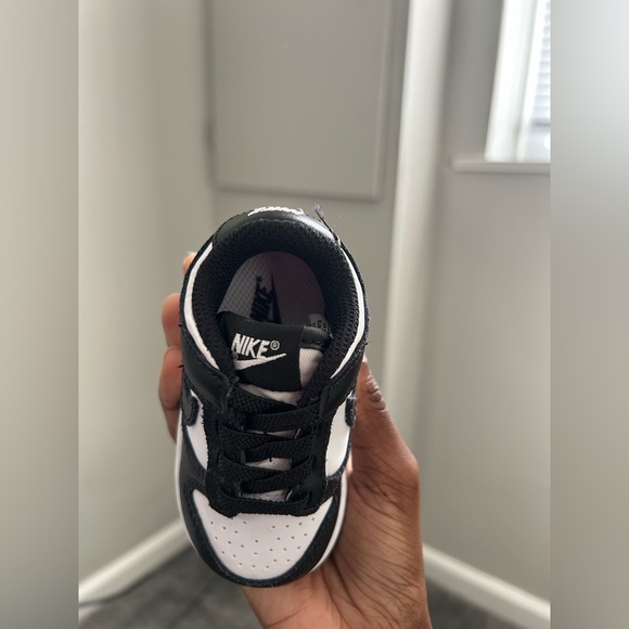 Black and white baby panda dunks - Picture 3 of 6